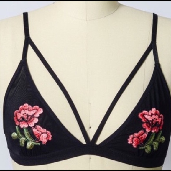 •Rose Embroided Bralette• - Picture 4 of 6